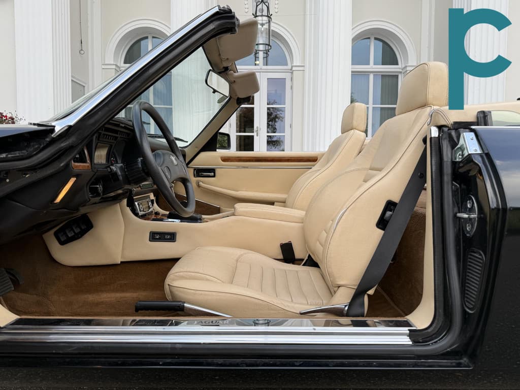 Jaguar XJ XJS V12 convertible 5.3L EU Auto Pionolak zwart beige leder