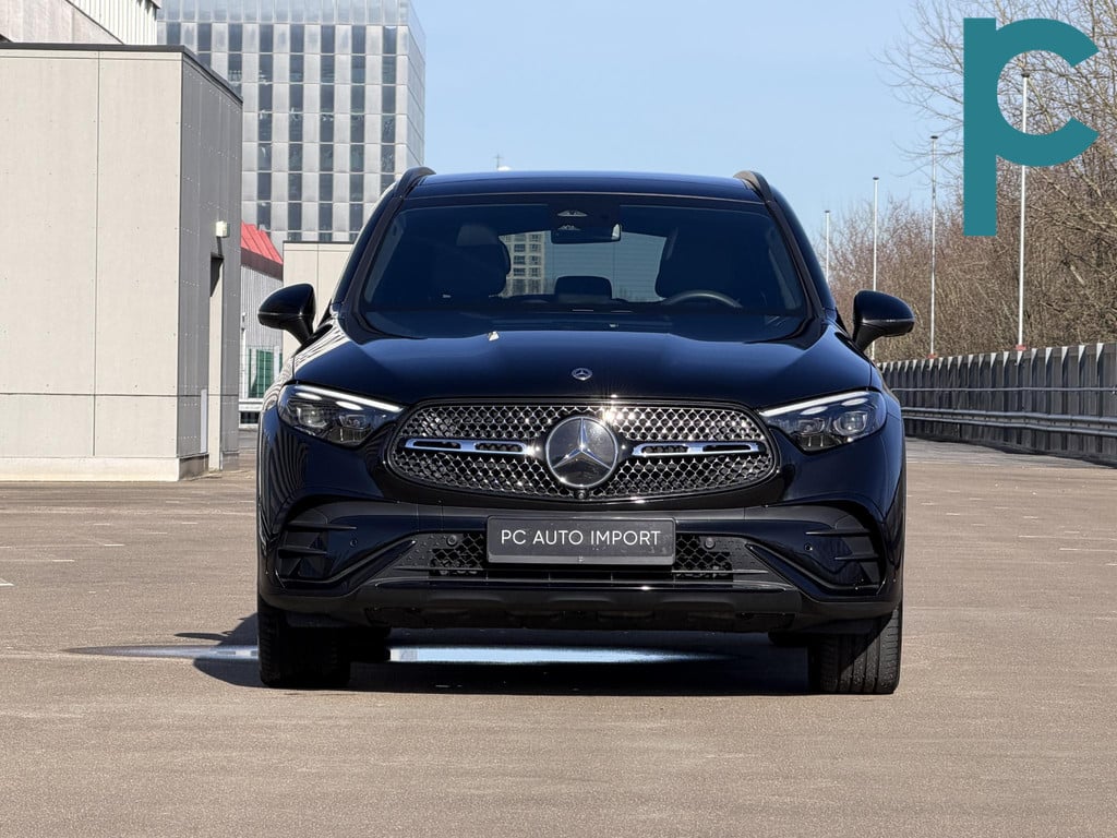 Mercedes-Benz GLC 200 4MATIC AMG Line Pano 360º HeadUp Laser MB Garantie